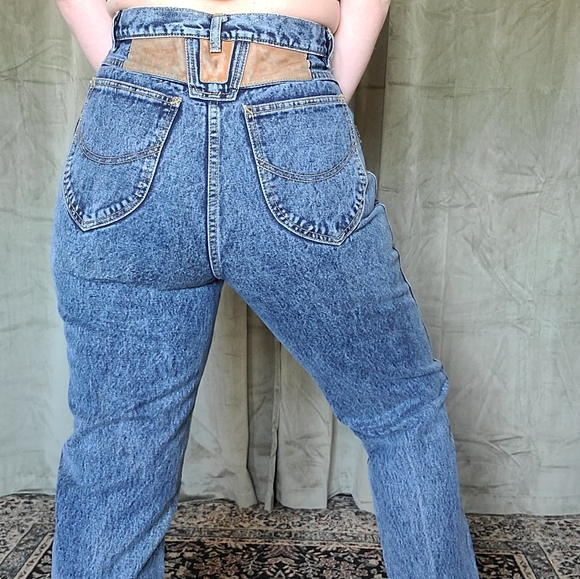 Vintage Denim - Vintage Western Coastal Cowgirl Alt Leather Trimmed High Rise Denim Mom Jeans